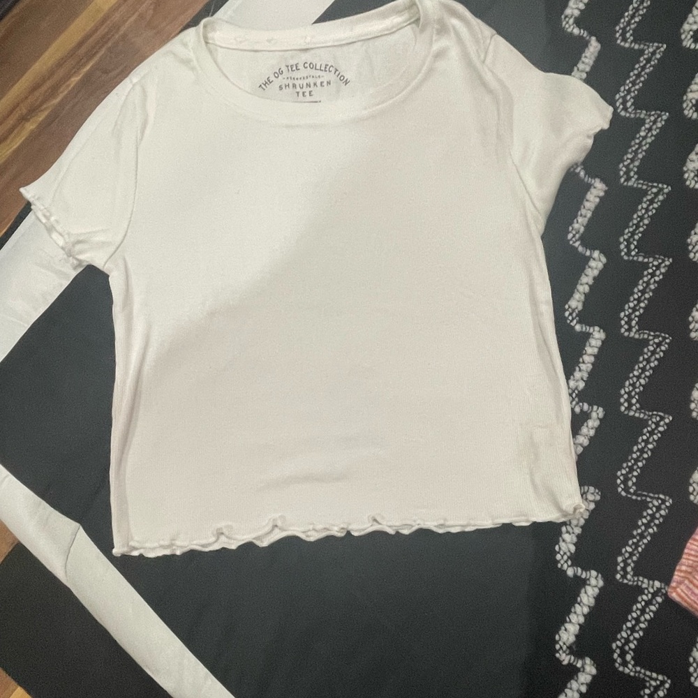 Selling a other tee